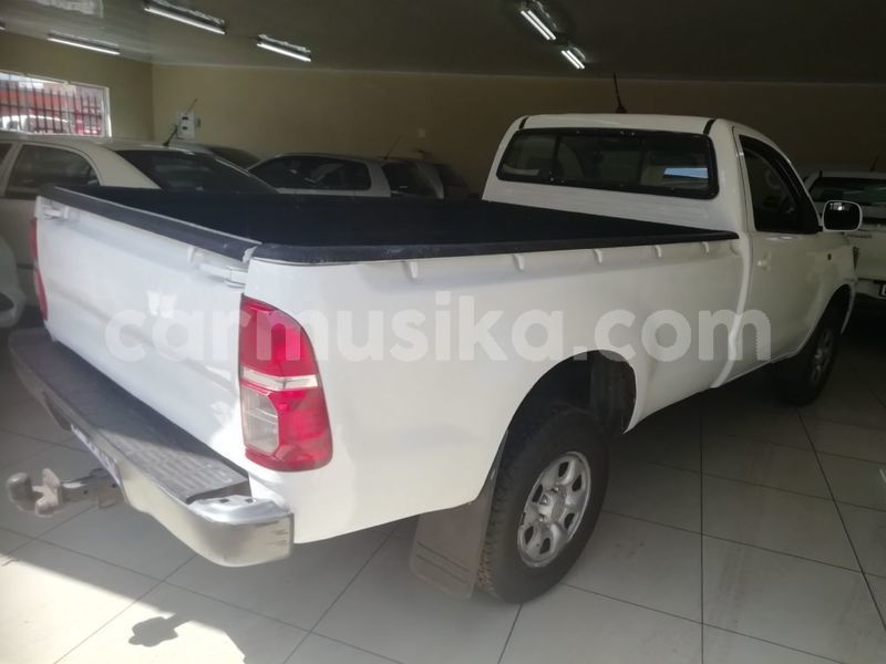 Big with watermark toyota hilux matabeleland south beitbridge 10760