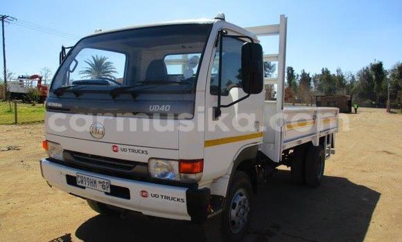 Nunua Ilio tumika Nissan UD Nyingine Lori ndani ya Beitbridge nchini Matabeleland Kusini Nunua Ilio tumika Nissan UD Nyingine Lori ndani ya Beitbridge nchini Matabeleland Kusini