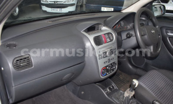 Acheter Occasion Voiture Opel Corsa Gris à Beitbridge, Matabeleland South Acheter Occasion Voiture Opel Corsa Gris à Beitbridge, Matabeleland South