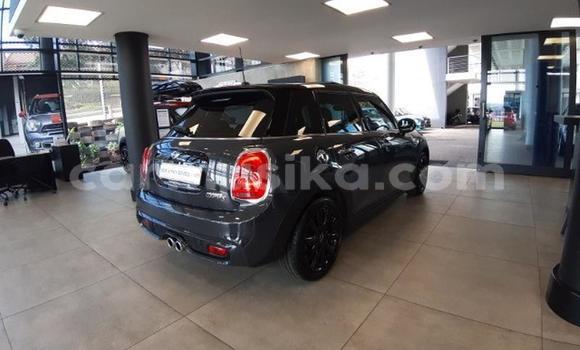 Buy Used MINI Cooper Other Car in Beitbridge in Matabeleland South Buy Used MINI Cooper Other Car in Beitbridge in Matabeleland South