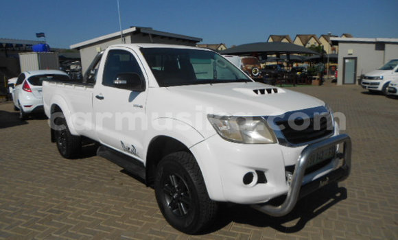 Buy Used Toyota Hilux Other Car in Beitbridge in Matabeleland South Buy Used Toyota Hilux Other Car in Beitbridge in Matabeleland South