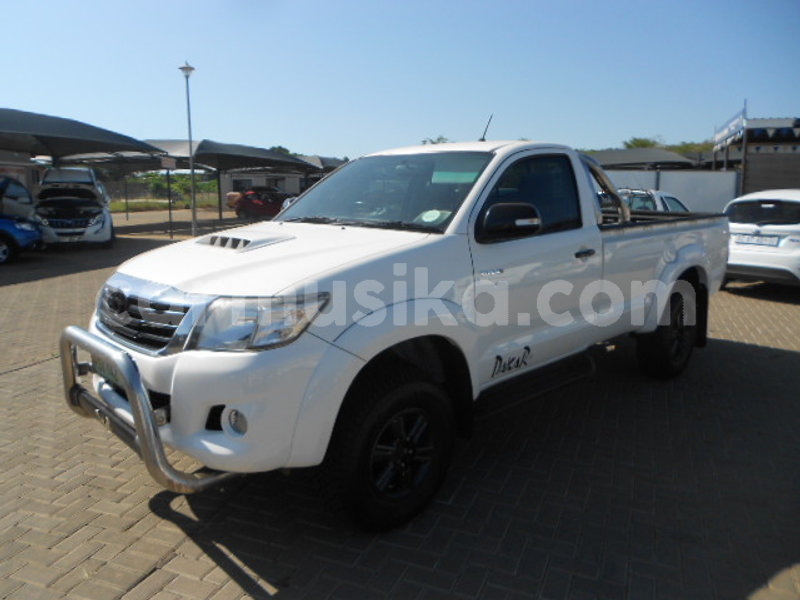 Big with watermark toyota hilux matabeleland south beitbridge 10772