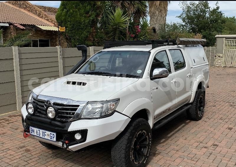 Big with watermark toyota hilux matabeleland south beitbridge 10775