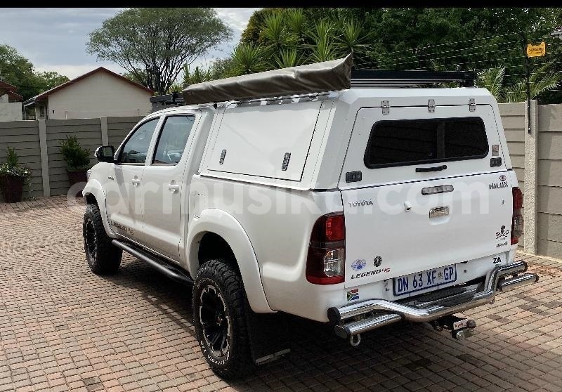 Big with watermark toyota hilux matabeleland south beitbridge 10775