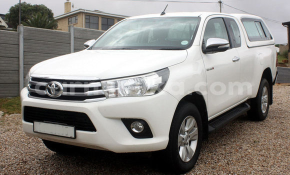 Acheter Occasion Voiture Toyota Hilux Blanc à Beitbridge, Matabeleland South Acheter Occasion Voiture Toyota Hilux Blanc à Beitbridge, Matabeleland South