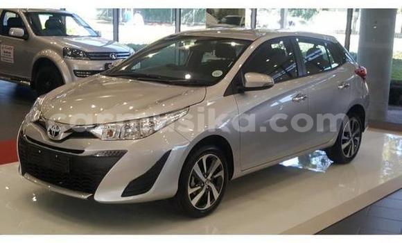 Buy Used Toyota Yaris Silver Car in Beitbridge in Matabeleland South Buy Used Toyota Yaris Silver Car in Beitbridge in Matabeleland South