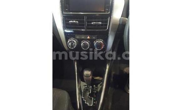 Buy Used Toyota Yaris Silver Car in Beitbridge in Matabeleland South Buy Used Toyota Yaris Silver Car in Beitbridge in Matabeleland South