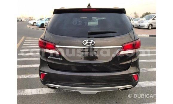 Tenga Imported Hyundai Santa Fe Nhema Mota in Import - Dubai in Harare Tenga Imported Hyundai Santa Fe Nhema Mota in Import - Dubai in Harare
