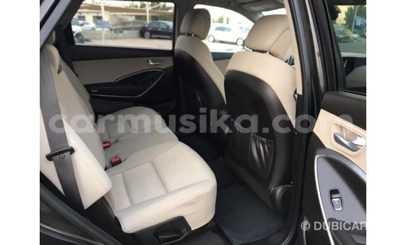 Tenga Imported Hyundai Santa Fe Nhema Mota in Import - Dubai in Harare Tenga Imported Hyundai Santa Fe Nhema Mota in Import - Dubai in Harare