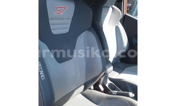 Acheter Occasion Voiture Ford Fiesta ST Rouge à Beitbridge, Matabeleland South Acheter Occasion Voiture Ford Fiesta ST Rouge à Beitbridge, Matabeleland South