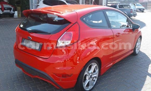 Acheter Occasion Voiture Ford Fiesta ST Rouge à Beitbridge, Matabeleland South Acheter Occasion Voiture Ford Fiesta ST Rouge à Beitbridge, Matabeleland South