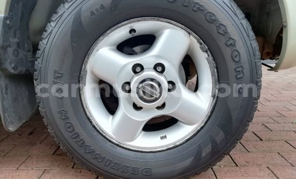 Acheter Occasion Voiture Nissan Hardbody Gris à Beitbridge, Matabeleland South Acheter Occasion Voiture Nissan Hardbody Gris à Beitbridge, Matabeleland South