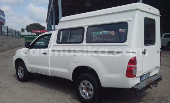 Acheter Occasion Voiture Toyota Hilux Blanc à Beitbridge, Matabeleland South Acheter Occasion Voiture Toyota Hilux Blanc à Beitbridge, Matabeleland South