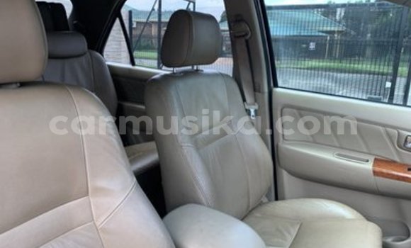 Nunua Ilio tumika Toyota Fortuner Nyingine Gari ndani ya Beitbridge nchini Matabeleland Kusini Nunua Ilio tumika Toyota Fortuner Nyingine Gari ndani ya Beitbridge nchini Matabeleland Kusini