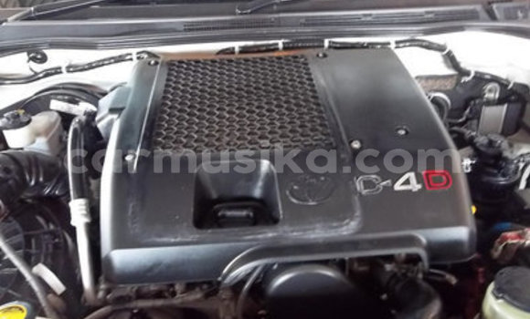 Acheter Occasion Voiture Toyota Fortuner Blanc à Beitbridge, Matabeleland South Acheter Occasion Voiture Toyota Fortuner Blanc à Beitbridge, Matabeleland South