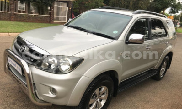 Acheter Occasion Voiture Toyota Fortuner Autre à Beitbridge, Matabeleland South Acheter Occasion Voiture Toyota Fortuner Autre à Beitbridge, Matabeleland South