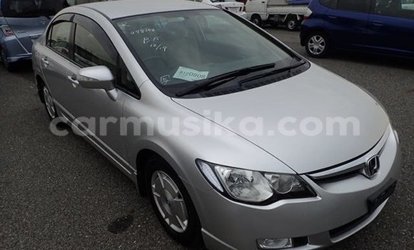 Nunua Ilio tumika Honda Civic Fedha Gari ndani ya Bulawayo nchini Bulawayo Nunua Ilio tumika Honda Civic Fedha Gari ndani ya Bulawayo nchini Bulawayo