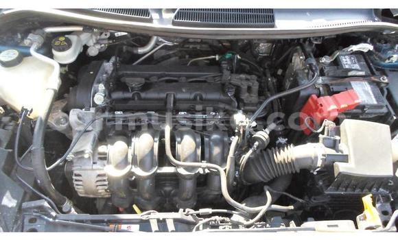 Acheter Occasion Voiture Ford Fiesta Bleu à Beitbridge, Matabeleland South Acheter Occasion Voiture Ford Fiesta Bleu à Beitbridge, Matabeleland South