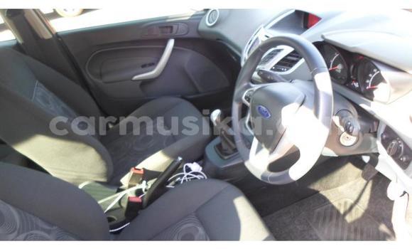 Acheter Occasion Voiture Ford Fiesta Bleu à Beitbridge, Matabeleland South Acheter Occasion Voiture Ford Fiesta Bleu à Beitbridge, Matabeleland South