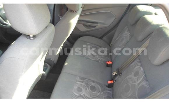 Acheter Occasion Voiture Ford Fiesta Bleu à Beitbridge, Matabeleland South Acheter Occasion Voiture Ford Fiesta Bleu à Beitbridge, Matabeleland South