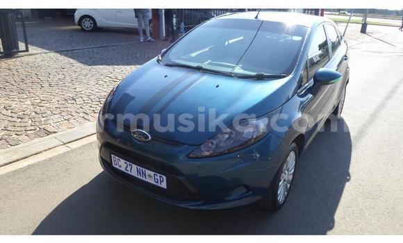Acheter Occasion Voiture Ford Fiesta Bleu à Beitbridge, Matabeleland South Acheter Occasion Voiture Ford Fiesta Bleu à Beitbridge, Matabeleland South