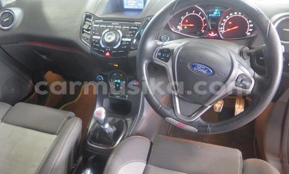 Acheter Occasion Voiture Ford Fiesta Rouge à Beitbridge, Matabeleland South Acheter Occasion Voiture Ford Fiesta Rouge à Beitbridge, Matabeleland South