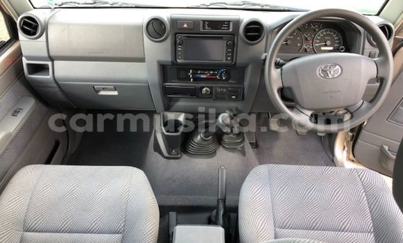 Acheter Occasion Voiture Toyota Land Cruiser Autre à Beitbridge, Matabeleland South Acheter Occasion Voiture Toyota Land Cruiser Autre à Beitbridge, Matabeleland South