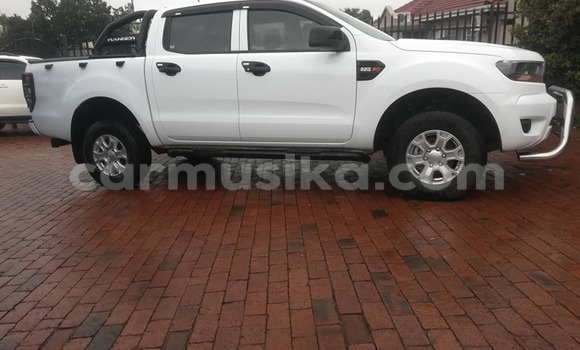 Acheter Occasion Voiture Ford Ranger Blanc à Beitbridge, Matabeleland South Acheter Occasion Voiture Ford Ranger Blanc à Beitbridge, Matabeleland South