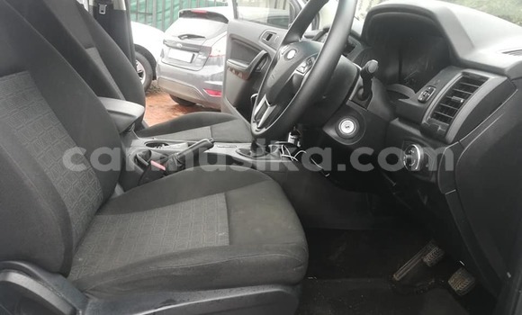 Acheter Occasion Voiture Ford Ranger Blanc à Beitbridge, Matabeleland South Acheter Occasion Voiture Ford Ranger Blanc à Beitbridge, Matabeleland South