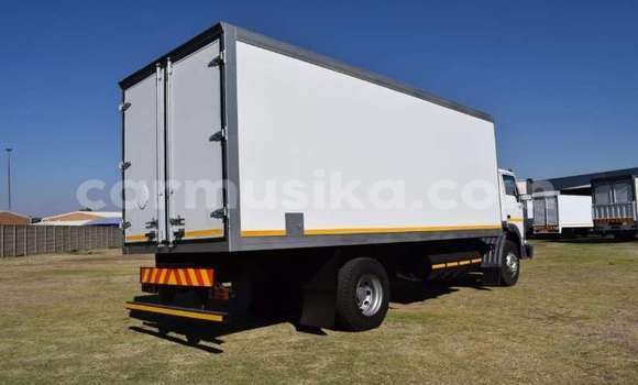 Acheter Occasion Voiture TATA Telcoline Blanc à Beitbridge, Matabeleland South Acheter Occasion Voiture TATA Telcoline Blanc à Beitbridge, Matabeleland South