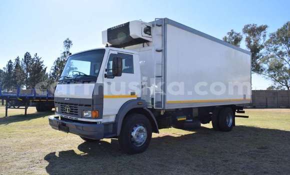 Acheter Occasion Voiture TATA Telcoline Blanc à Beitbridge, Matabeleland South Acheter Occasion Voiture TATA Telcoline Blanc à Beitbridge, Matabeleland South