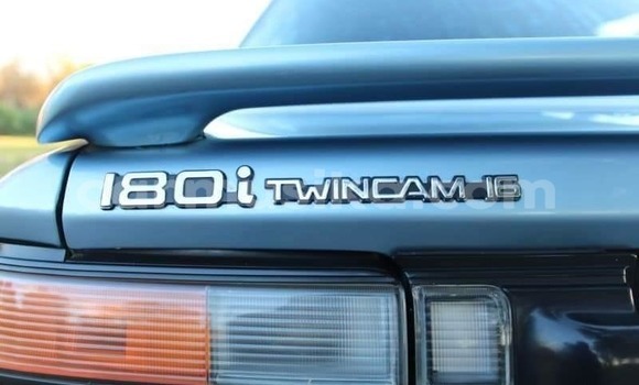 Acheter Occasion Voiture Toyota Corolla Bleu à Beitbridge, Matabeleland South Acheter Occasion Voiture Toyota Corolla Bleu à Beitbridge, Matabeleland South