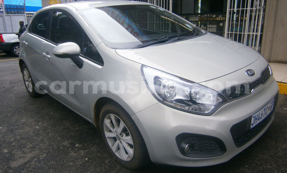 Buy Used Kia Rio Silver Car in Beitbridge in Matabeleland South Buy Used Kia Rio Silver Car in Beitbridge in Matabeleland South