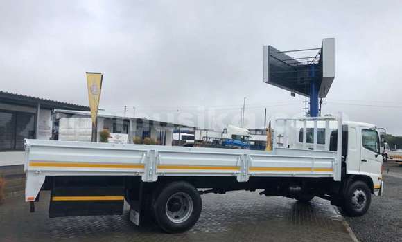 Acheter Occasion Voiture Hawtai B21 Blanc à Beitbridge, Matabeleland South Acheter Occasion Voiture Hawtai B21 Blanc à Beitbridge, Matabeleland South