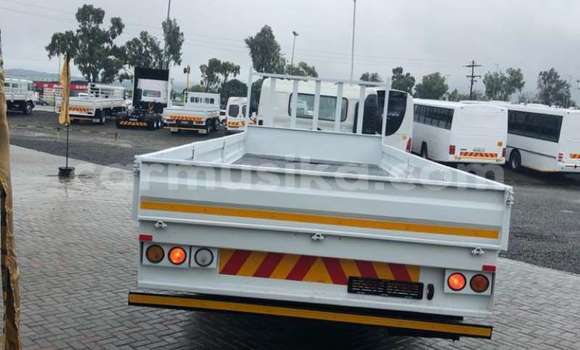 Acheter Occasion Voiture Hawtai B21 Blanc à Beitbridge, Matabeleland South Acheter Occasion Voiture Hawtai B21 Blanc à Beitbridge, Matabeleland South