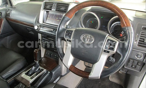 Acheter Occasion Voiture Toyota Prado Blanc à Beitbridge, Matabeleland South Acheter Occasion Voiture Toyota Prado Blanc à Beitbridge, Matabeleland South