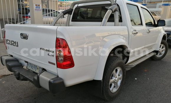 Acheter Occasion Voiture Isuzu KB Blanc à Beitbridge, Matabeleland South Acheter Occasion Voiture Isuzu KB Blanc à Beitbridge, Matabeleland South
