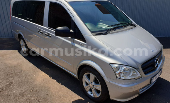 Acheter Occasion Voiture Mercedes‒Benz Vito Blanc à Beitbridge, Matabeleland South Acheter Occasion Voiture Mercedes‒Benz Vito Blanc à Beitbridge, Matabeleland South
