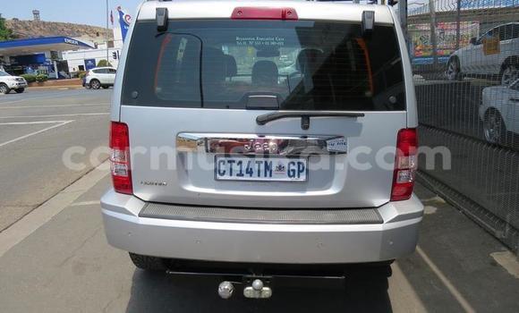 Acheter Occasion Voiture Jeep Cherokee Blanc à Beitbridge, Matabeleland South Acheter Occasion Voiture Jeep Cherokee Blanc à Beitbridge, Matabeleland South