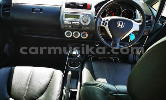 Acheter Occasion Voiture Honda Jazz Bleu à Beitbridge, Matabeleland South Acheter Occasion Voiture Honda Jazz Bleu à Beitbridge, Matabeleland South
