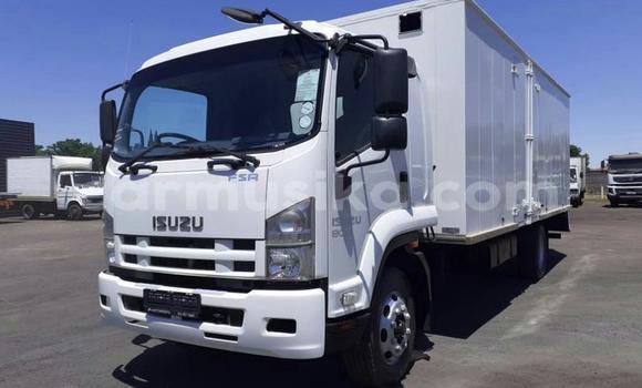 Nunua Ilio tumika Isuzu Elf Nyeupe Lori ndani ya Beitbridge nchini Matabeleland Kusini Nunua Ilio tumika Isuzu Elf Nyeupe Lori ndani ya Beitbridge nchini Matabeleland Kusini