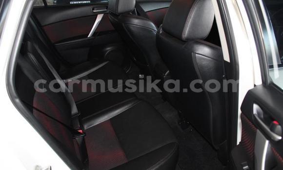 Acheter Occasion Voiture Mazda 3 Blanc à Beitbridge, Matabeleland South Acheter Occasion Voiture Mazda 3 Blanc à Beitbridge, Matabeleland South