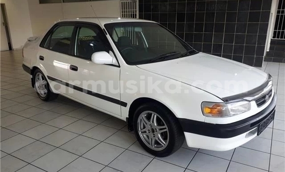Acheter Occasion Voiture Toyota Corolla Blanc à Bulawayo, Bulawayo Acheter Occasion Voiture Toyota Corolla Blanc à Bulawayo, Bulawayo
