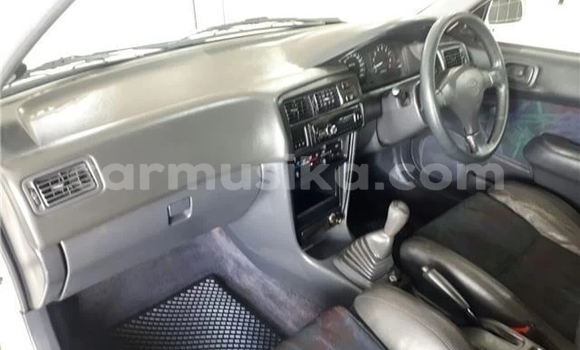 Acheter Occasion Voiture Toyota Corolla Blanc à Bulawayo, Bulawayo Acheter Occasion Voiture Toyota Corolla Blanc à Bulawayo, Bulawayo