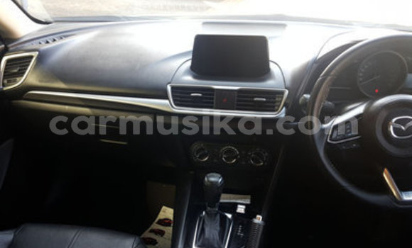 Nunua Ilio tumika Mazda 3 Nyeupe Gari ndani ya Beitbridge nchini Matabeleland Kusini Nunua Ilio tumika Mazda 3 Nyeupe Gari ndani ya Beitbridge nchini Matabeleland Kusini