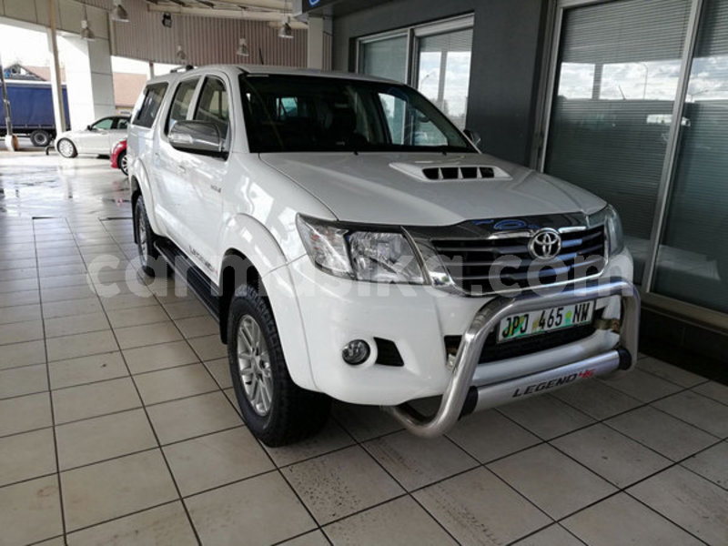 Big with watermark toyota hilux matabeleland south beitbridge 10887