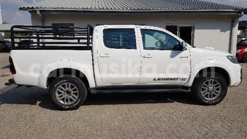 Big with watermark toyota hilux matabeleland south beitbridge 10888