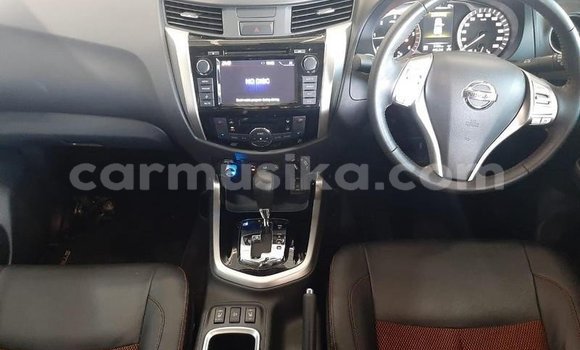 Nunua Ilio tumika Nissan Navara Nyeupe Gari ndani ya Beitbridge nchini Matabeleland Kusini Nunua Ilio tumika Nissan Navara Nyeupe Gari ndani ya Beitbridge nchini Matabeleland Kusini