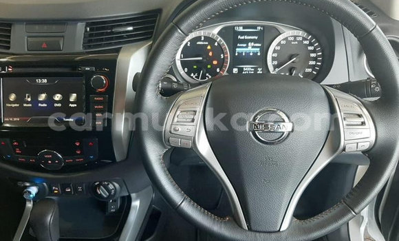 Nunua Ilio tumika Nissan Navara Nyeupe Gari ndani ya Beitbridge nchini Matabeleland Kusini Nunua Ilio tumika Nissan Navara Nyeupe Gari ndani ya Beitbridge nchini Matabeleland Kusini