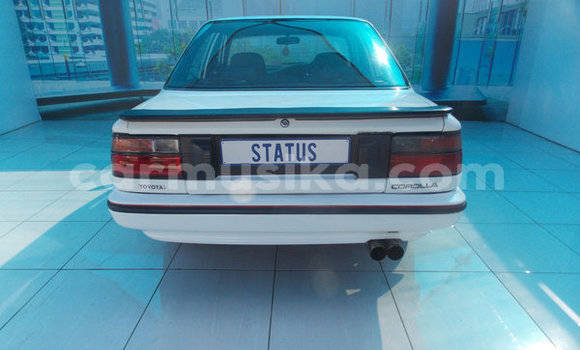 Buy Used Toyota Corolla White Car in Beitbridge in Matabeleland South Buy Used Toyota Corolla White Car in Beitbridge in Matabeleland South